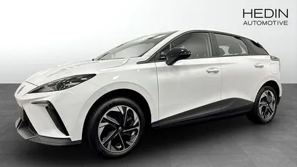 Begagnad MG MG4 EV 125 kW (170 HK) 2024 Halvkombi