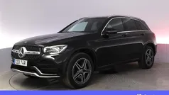 Svart Begagnad 2021 Mercedes GLC300e AMG SUV | 415 900 kr (Marknadspris)