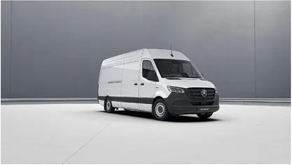 Begagnad Mercedes E-Sprinter 110 kW (150 HK) 2024 Vit Van