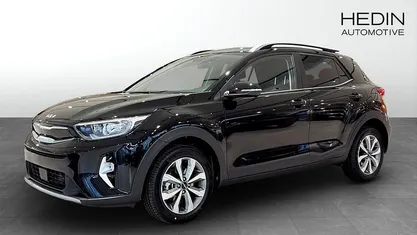 Svart Ny 2025 Kia Stonic Advance SUV | 277 900 kr (Marknadspris)