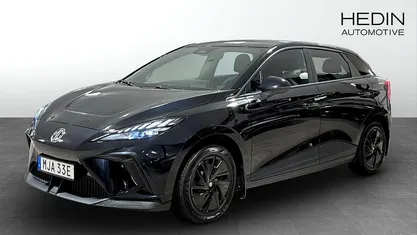 Svart Begagnad 2023 MG MG4 EV Halvkombi | 244 900 kr (Marknadspris)