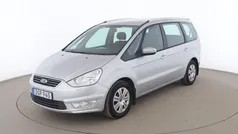 Grå Begagnad 2014 Ford Galaxy Trend Minibuss | 91 000 kr (Marknadspris)