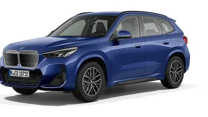 Ny 2025 BMW iX1 Shadowline SUV | 595 000 kr (Marknadspris)