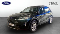 Svart (black) Begagnad 2022 Ford Kuga Titanium SUV | 259 900 kr (Marknadspris)