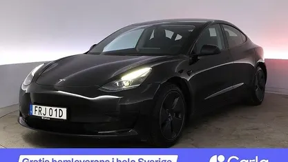 Svart Begagnad 2022 Tesla Model 3 Standard Range Sedan | 289 900 kr (Bra pris)
