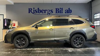 Begagnad Subaru Outback 169 HK (124 kW) 2024 Grön Kombi