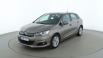 Grå Begagnad 2015 Citroën C4 | 111 000 kr (Marknadspris)