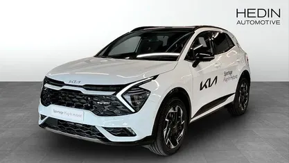 Vit (white) Begagnad 2025 Kia Sportage GT-Line SUV | 459 900 kr (Marknadspris)