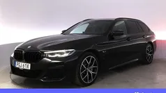 Svart Begagnad 2022 BMW 530e M Sport Kombi | 412 900 kr (Marknadspris)