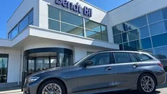 Grå Begagnad 2020 BMW 330e Sport Line Kombi | 284 800 kr (Bra pris)