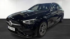 Svart Begagnad 2022 Mercedes C300e Kombi | 369 900 kr (Marknadspris)