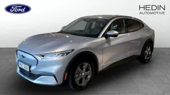 Begagnad 2022 Ford Mustang Mach-E Standard Range SUV | 349 900 kr (Bra pris)