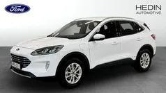 Vit (white) Begagnad 2022 Ford Kuga Titanium SUV | 269 900 kr (Marknadspris)