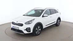 Vit Begagnad 2021 Kia Niro Advance SUV | 234 000 kr (Marknadspris)