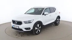 Vit Begagnad 2018 Volvo XC40 Momentum SUV | 273 000 kr (Bra pris)