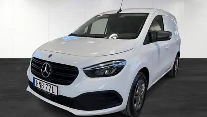 Begagnad 2023 Mercedes Citan 110 | 179 900 kr (Superpris)