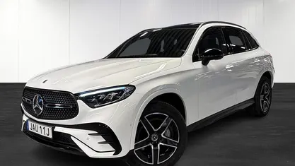 Begagnad Mercedes GLC300e Advanced Plus 313 HK (230 kW) 2024 SUV