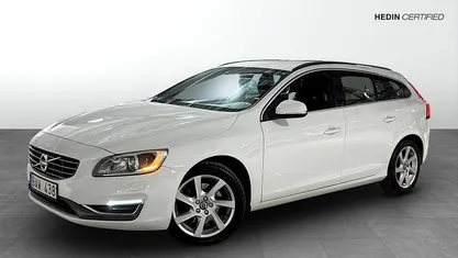Begagnad Volvo V60 163 HK (119 kW) 2013 Vit Kombi