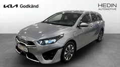 Grå (silver) Begagnad 2022 Kia Ceed Sportswagon Advance Kombi | 259 900 kr (Marknadspris)
