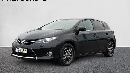 Begagnad Toyota Auris Edition 132 HK (97 kW) 2015 Svart Halvkombi