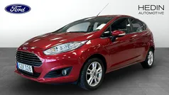 Röd Begagnad 2016 Ford Fiesta Halvkombi | 109 900 kr (Marknadspris)
