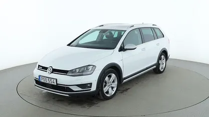 Begagnad 2015 VW Golf VII Kombi | 147 000 kr (Marknadspris)