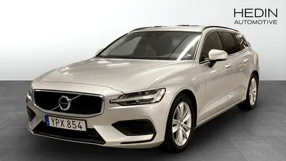 Begagnad Volvo V60 Momentum 150 HK (110 kW) 2018 Silver Kombi