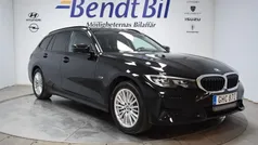Svart Begagnad 2021 BMW 330e Sport Line Kombi | 323 800 kr (Bra pris)