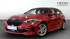 Begagnad 2020 BMW 118 M Sport Halvkombi | 238 700 kr (Marknadspris)
