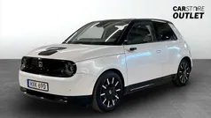 Vit (white) Begagnad 2020 Honda e Halvkombi | 159 900 kr (Bra pris)