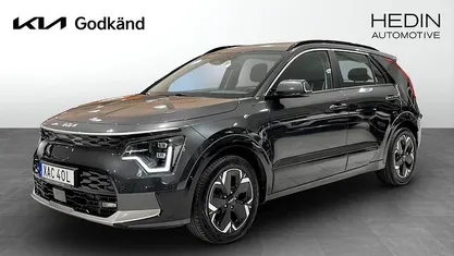 Grå Begagnad 2022 Kia e-Niro SUV | 309 900 kr (Marknadspris)