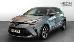 Grå (grey) Begagnad 2021 Toyota C-HR Edition SUV | 244 900 kr (Marknadspris)