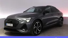 Grå Begagnad 2022 Audi e-tron Sportback S-Line SUV | 441 900 kr (Marknadspris)