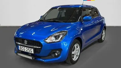 Begagnad Suzuki Swift 83 HK (61 kW) 2020 Blå Halvkombi