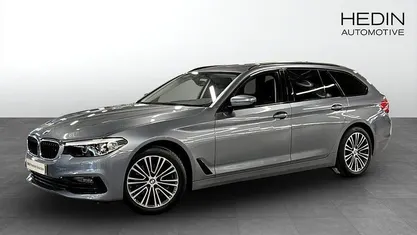Grå Begagnad 2020 BMW 520 Sport Line Kombi | 278 700 kr (Bra pris)