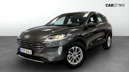 Grå Begagnad 2022 Ford Kuga Titanium SUV | 219 900 kr (Superpris)
