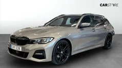 Grå Begagnad 2022 BMW 320 M Sport Kombi | 319 900 kr (Marknadspris)