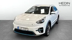 Vit (white) Begagnad 2022 Kia e-Niro Advance SUV | 279 900 kr (Marknadspris)