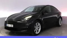Svart Begagnad 2023 Tesla Model Y Long Range AWD SUV | 429 900 kr (Marknadspris)