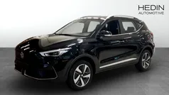 Svart Begagnad 2023 MG ZS Comfort Sedan | 327 490 kr (Marknadspris)