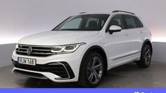 Vit Begagnad 2022 VW Tiguan R-line SUV | 347 900 kr (Marknadspris)