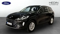 Svart Begagnad 2022 Ford Kuga Titanium SUV | 269 900 kr (Marknadspris)