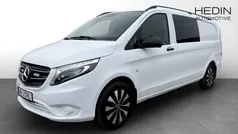 Svart Begagnad 2022 Mercedes Vito Edition 1 Minibuss | 383 920 kr