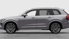 Begagnad 2025 Volvo XC90 SUV | 1 019 000 kr