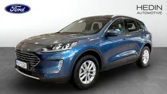 Blå (blue) Begagnad 2021 Ford Kuga Titanium SUV | 234 900 kr (Marknadspris)