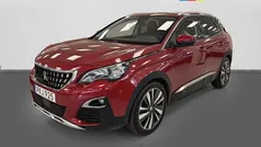 Röd Begagnad 2017 Peugeot 3008 Allure SUV | 124 600 kr