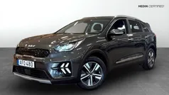 Grå (grey) Begagnad 2022 Kia Niro 2 SUV | 259 900 kr (Marknadspris)