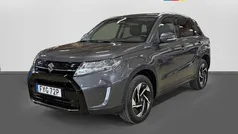 Grå Begagnad 2024 Suzuki Vitara SUV | 329 900 kr (Marknadspris)