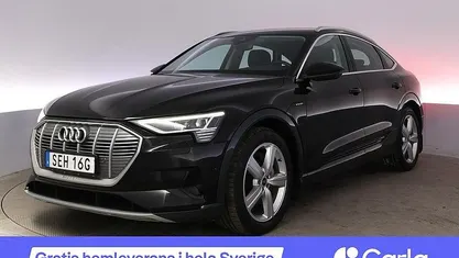 Svart Begagnad 2022 Audi e-tron Sportback Proline SUV | 377 900 kr (Marknadspris)