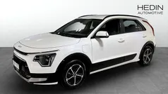 Vit (white) Begagnad 2024 Kia Niro SUV | 349 900 kr (Bra pris)
